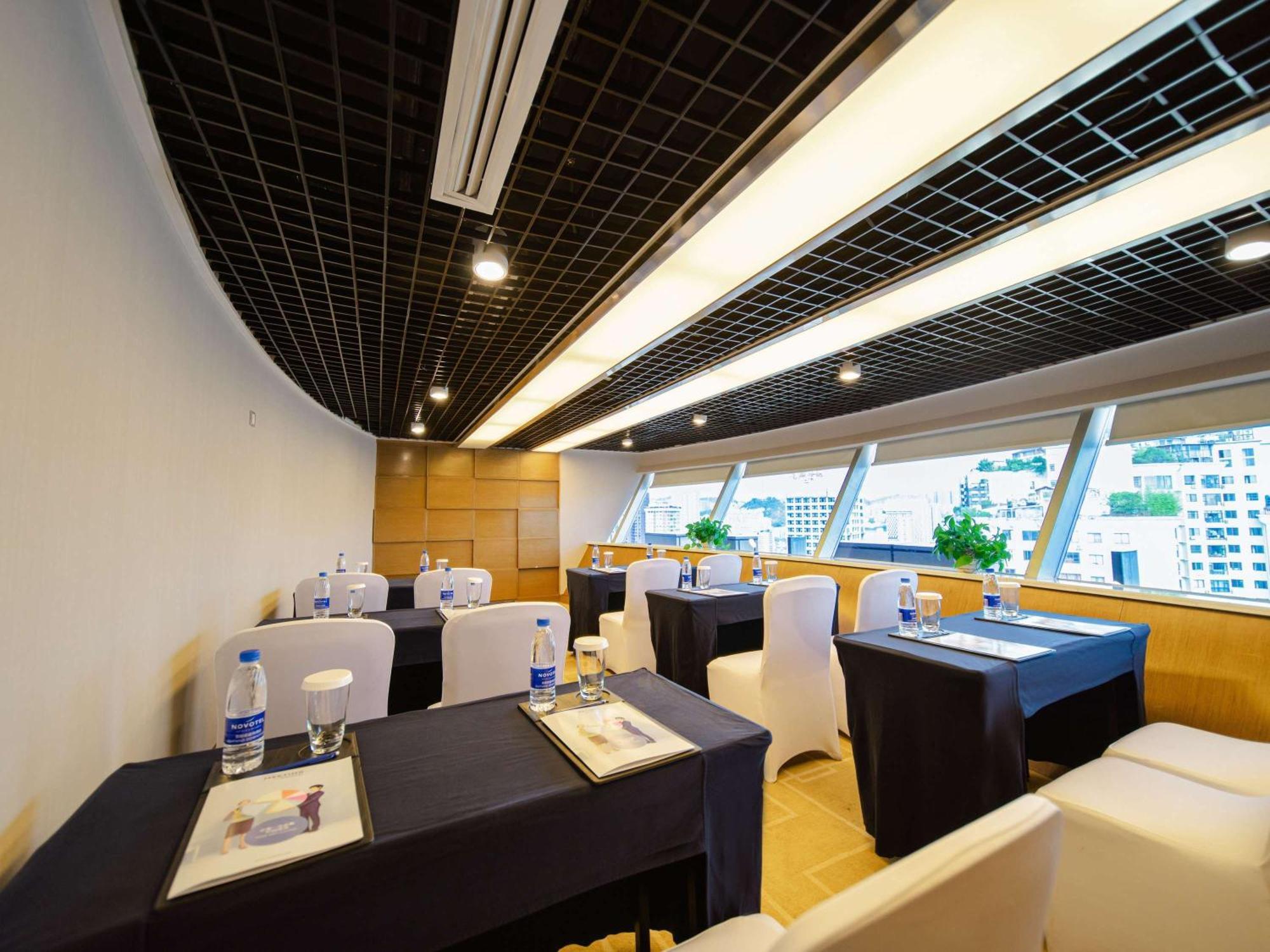 Novotel Guiyang Downtown Esterno foto