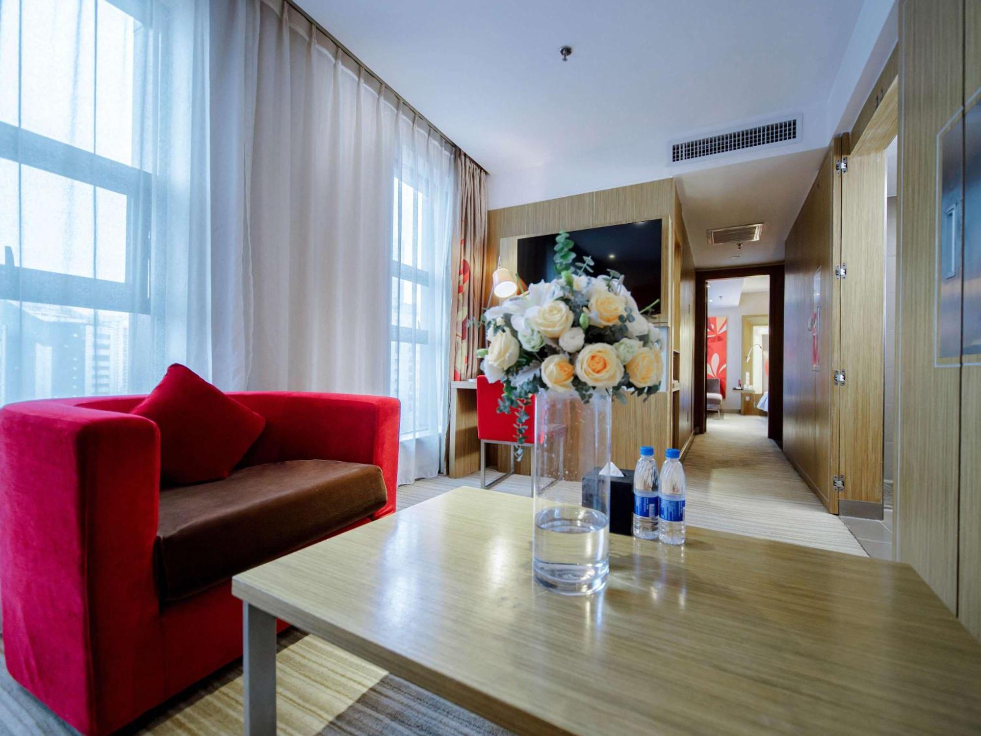 Novotel Guiyang Downtown Esterno foto